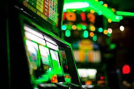 Giao diện sảnh game đa dạng và sôi động trên hubet